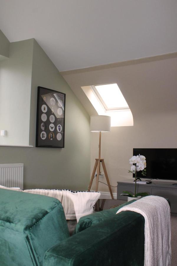 Charming 1-Bed Loft In Caerleon Apartman Newport Kültér fotó