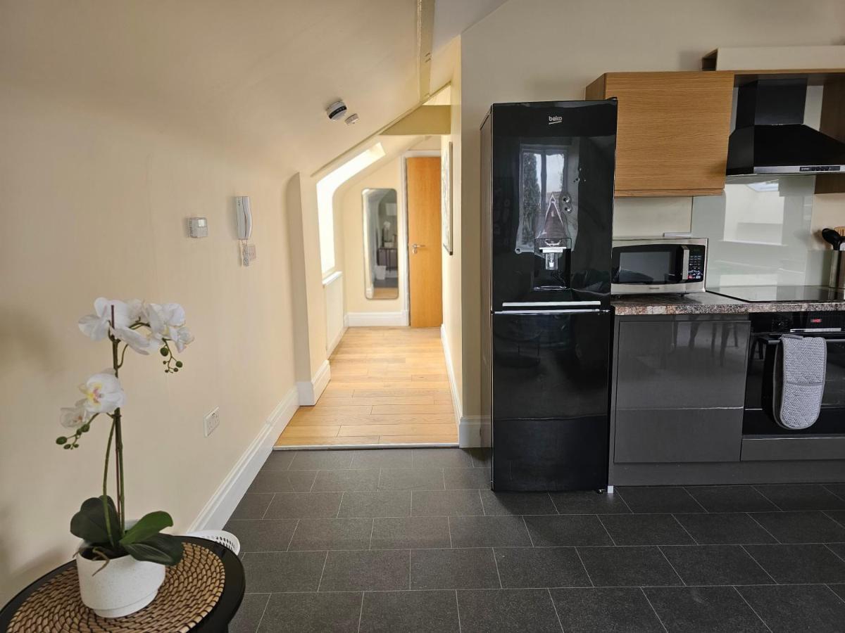 Charming 1-Bed Loft In Caerleon Apartman Newport Kültér fotó